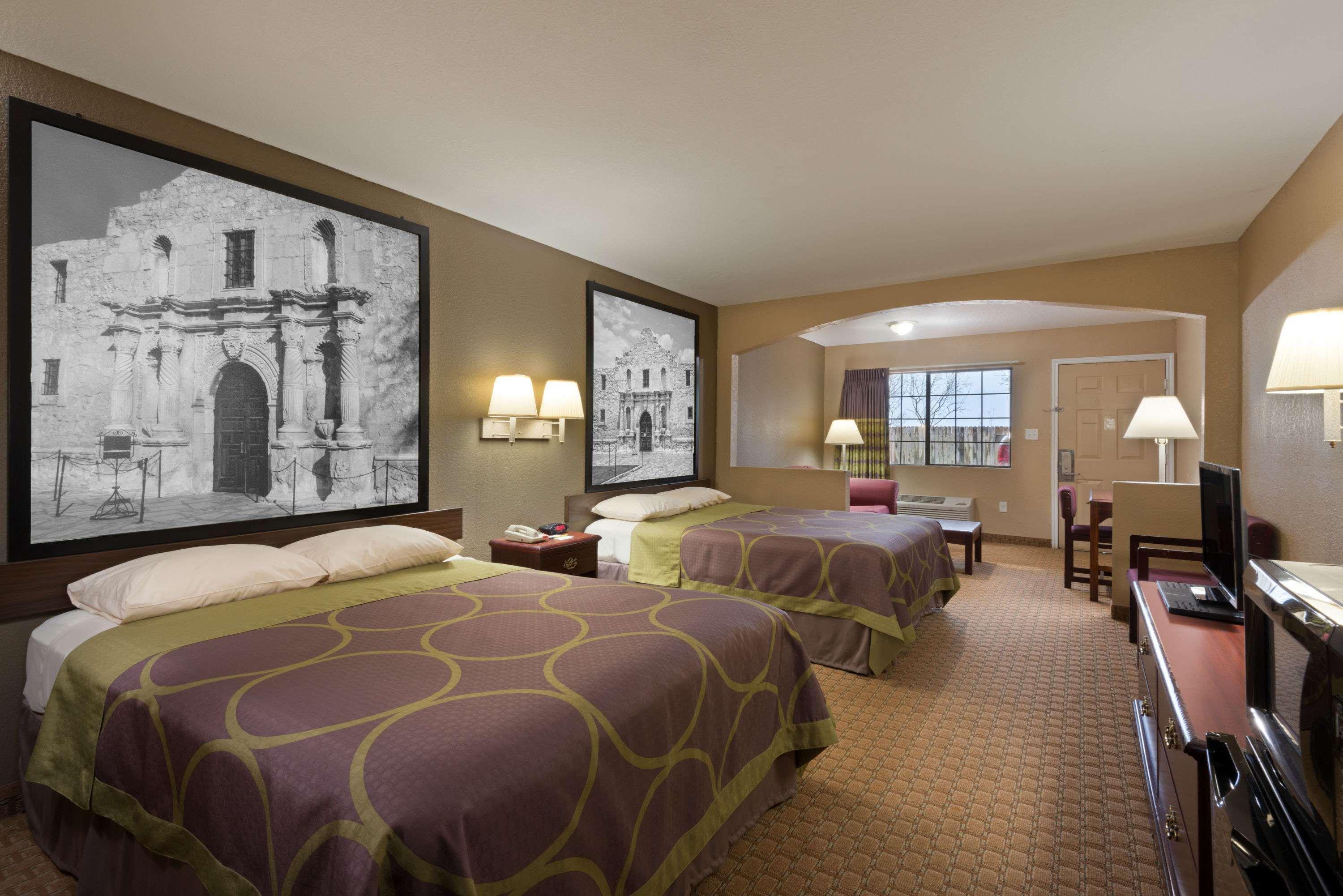 Super 8 By Wyndham San Antonio/Riverwalk Area Luaran gambar