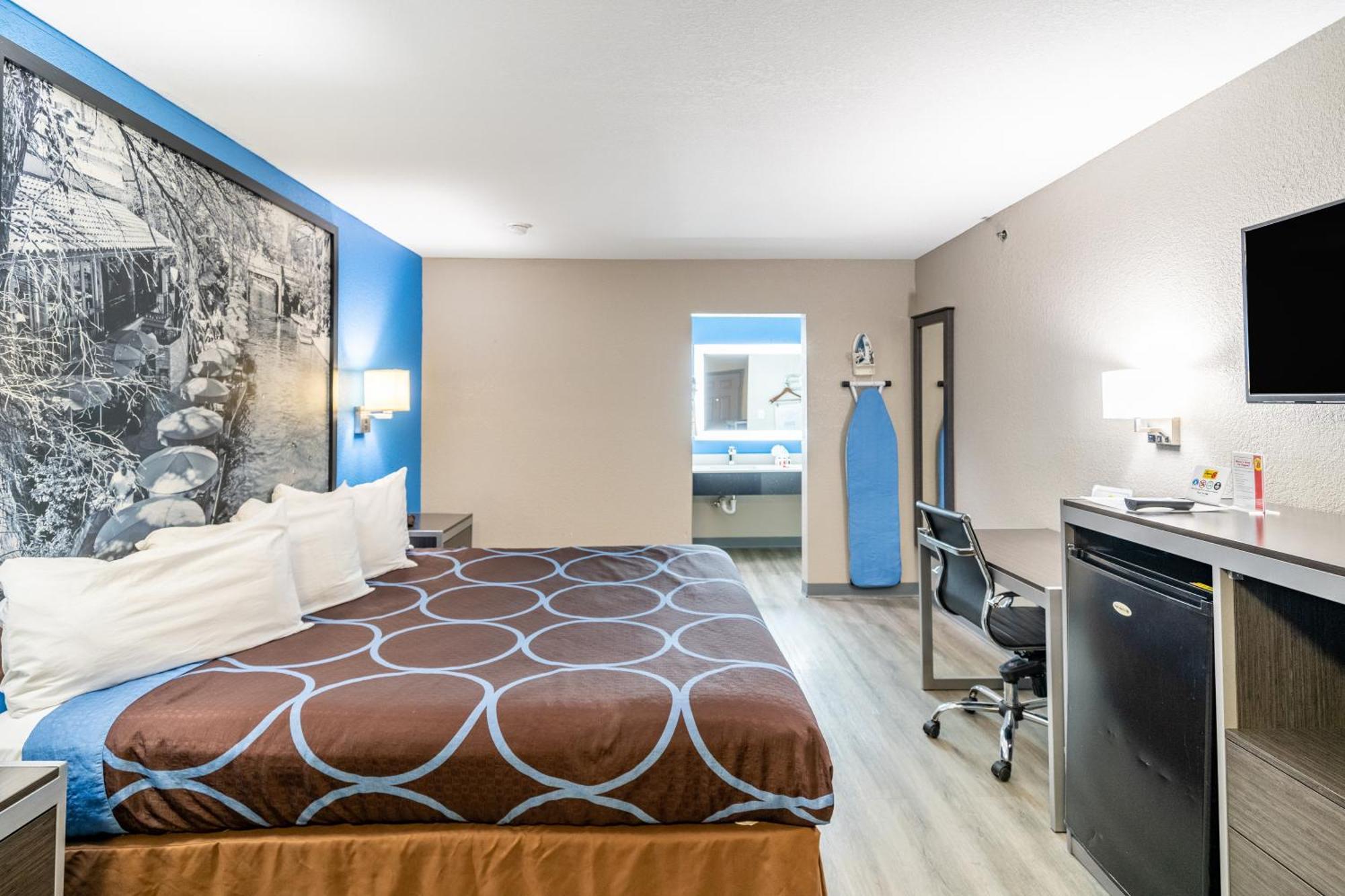 Super 8 By Wyndham San Antonio/Riverwalk Area Luaran gambar