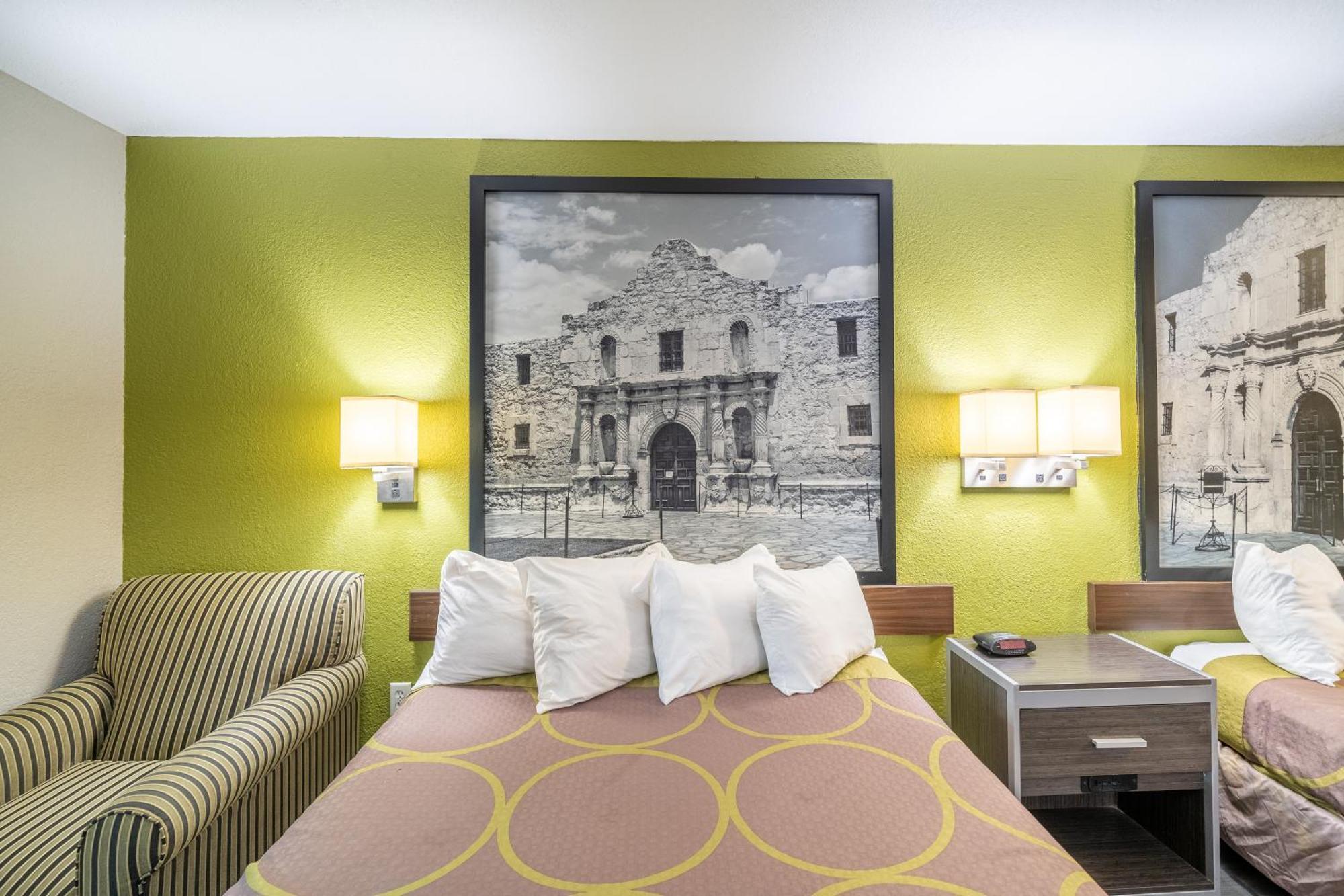 Super 8 By Wyndham San Antonio/Riverwalk Area Luaran gambar