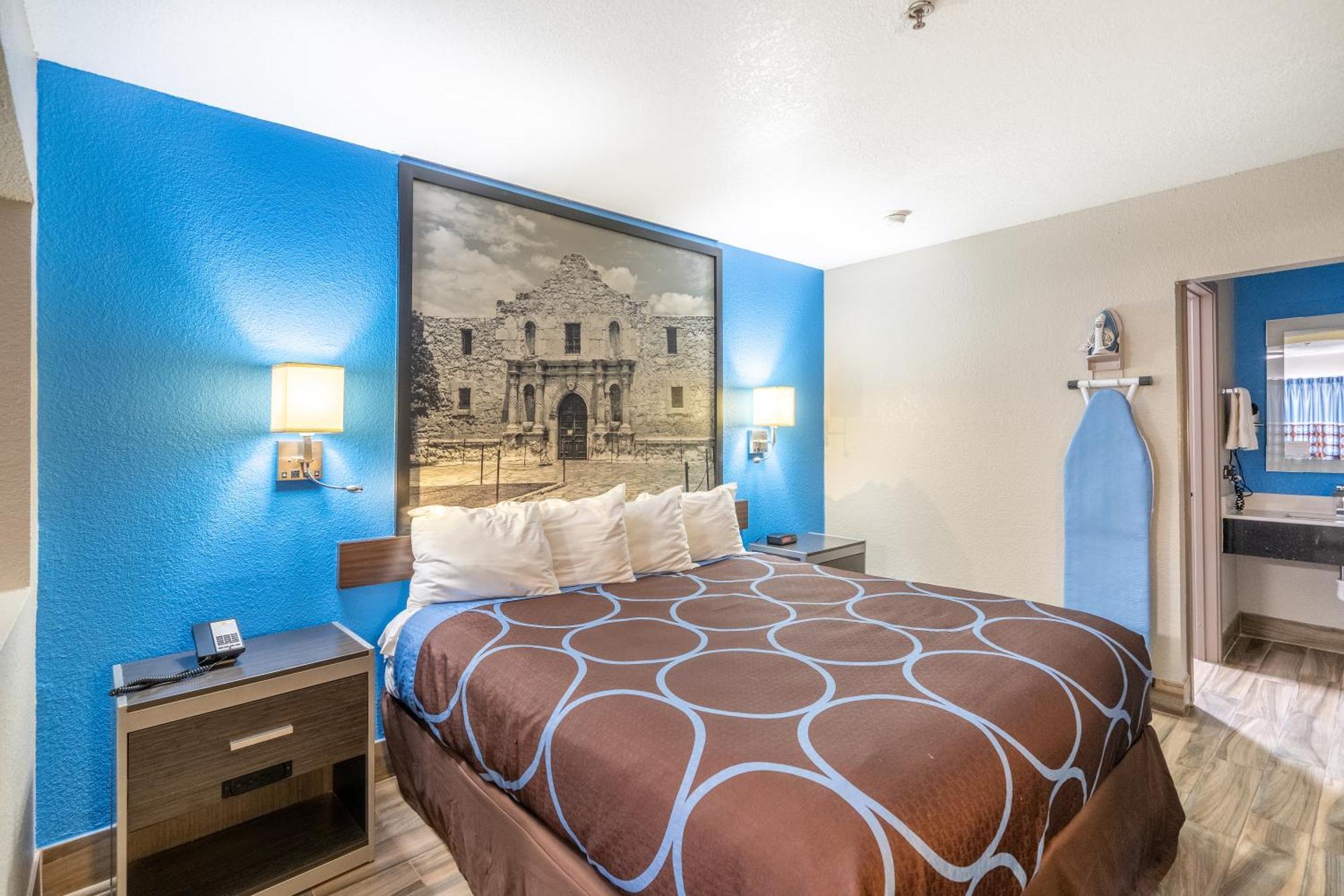 Super 8 By Wyndham San Antonio/Riverwalk Area Luaran gambar