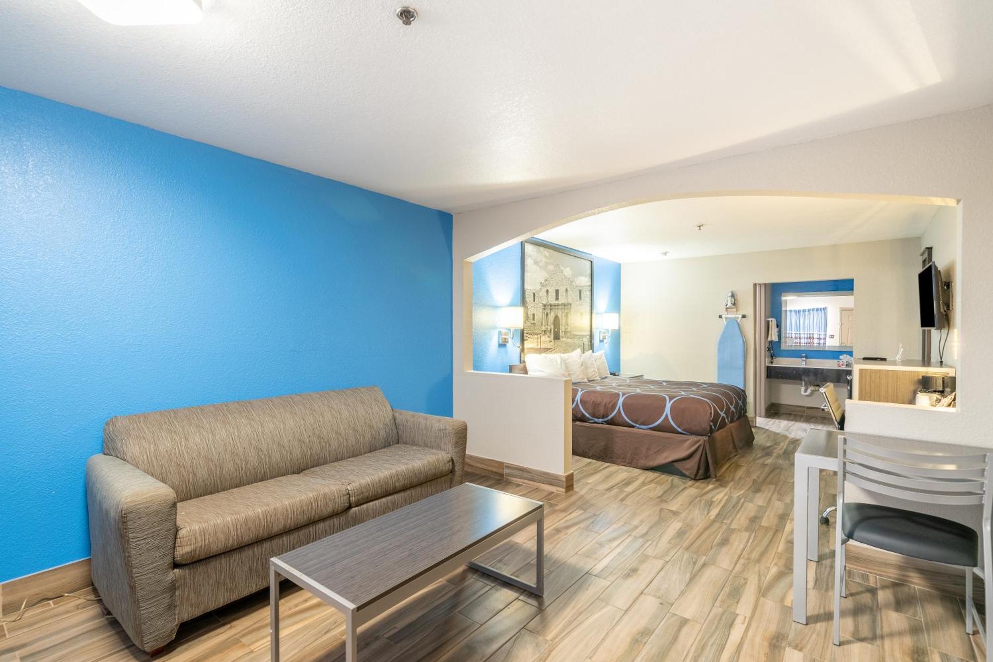Super 8 By Wyndham San Antonio/Riverwalk Area Luaran gambar